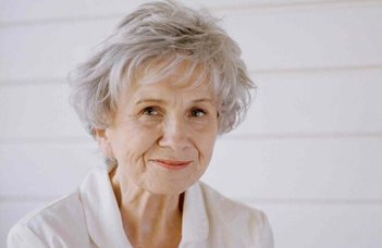 Alice Munro 90