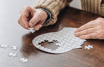 A Parkinson-kór diagnosztikája a nyelvi aspektusok alapján