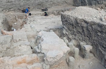 Ancient footprint discovered by archaeologists in Komárom