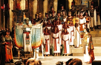 Egyiptom a romantikában: Verdi Aidája