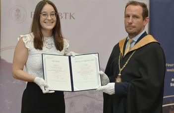 Friss diplomásainkat ünnepeltük