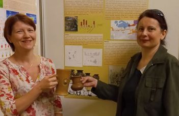 Kiss Viktória és Melis Eszter előadása a "Fiatalság és öregség" sorozatban.