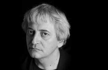 Tamás Ábel előadása Kovács András Ferenc költészetéről.