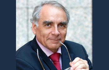 Elhunyt Frank Tibor