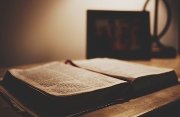 A Biblia a kortárs magyar irodalomban